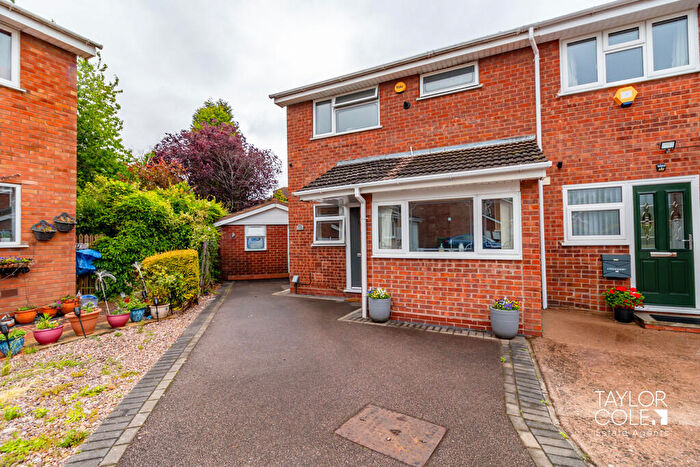 2 Bedroom End Of Terrace House For Sale In Lowforce, Wilnecote, B77