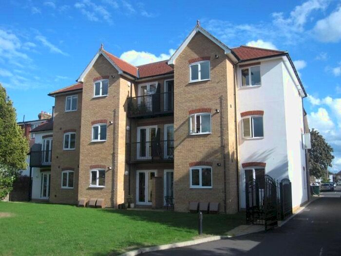1 Bedroom Flat To Rent In Hooper Court, Gresham Road, Staines-Upon-Thames, Surrey, TW18