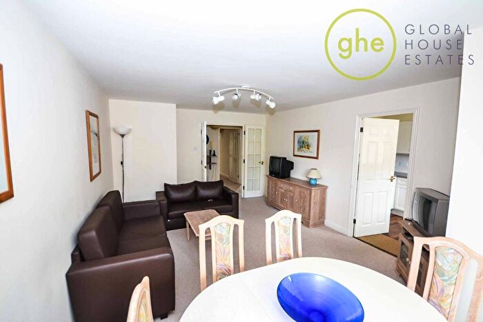 2 Bedroom Flat To Rent In Wheat Sheaf Close, Isle Of Dogs, London, E14