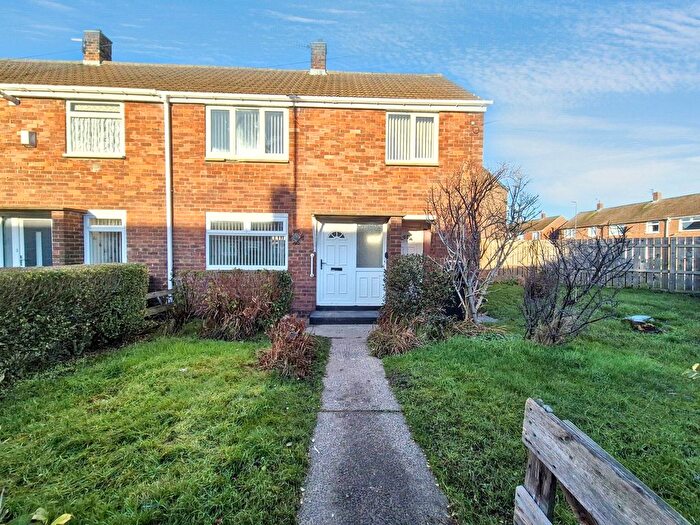 2 Bedroom End Terrace House To Rent In Defoe Avenue, South Shields, NE34