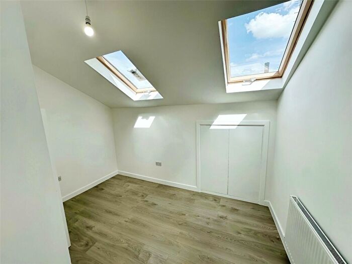 1 Bedroom Flat To Rent In Ilderton Road, London, SE15