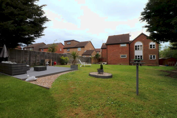 Studio To Rent In Inkerpole Place, Chelmer Village, Chelmsford, CM2