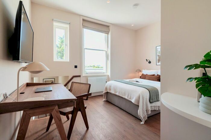 Studio To Rent In Philbeach Gardens, London, SW5