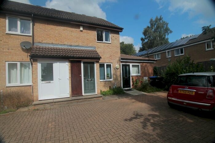 2 Bedroom Terraced House To Rent In Kirton End, Northampton, NN3