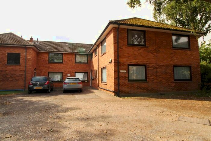 2 Bedroom Apartment To Rent In Oakfield, Redlands Road, Reading, RG1