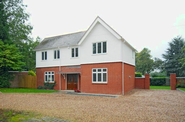 4 Bedroom Detached House To Rent In Arbour Close, Rugby, Warwickshire, CV22