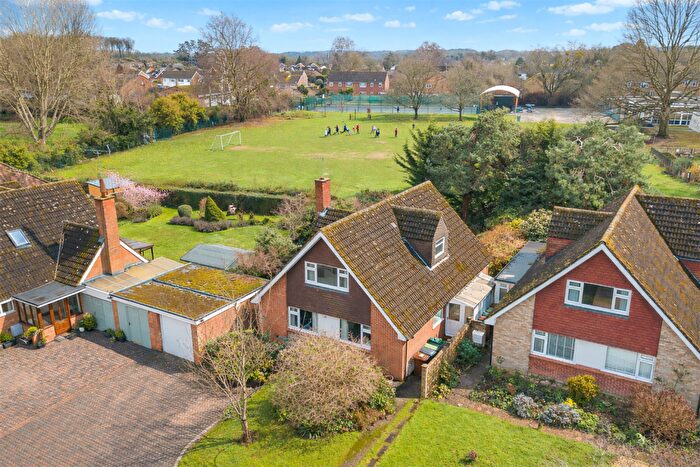 4 Bedroom Detached House For Sale In Red House Drive, Sonning Common, Reading, RG4
