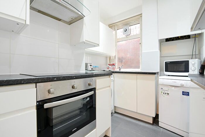 1 Bedroom Apartment To Rent In Frognal, Hampstead, NW3