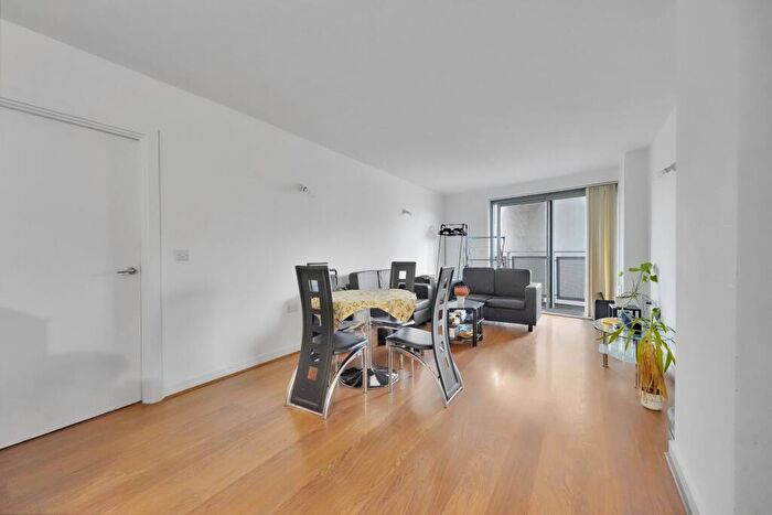 2 Bedroom Flat To Rent In Washington Building, Lewisham, SE13