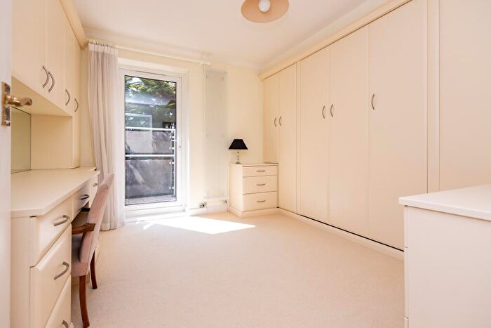 2 Bedroom Apartment To Rent In Haven Road, , Poole, BH13