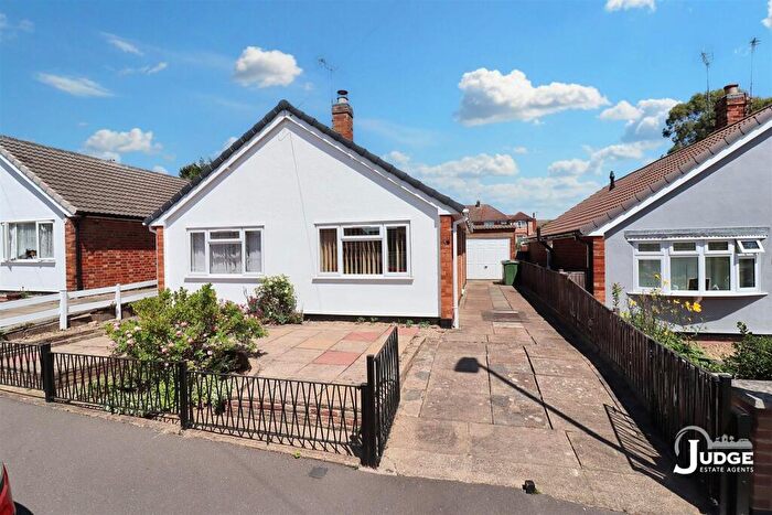 2 Bedroom Detached Bungalow For Sale In Bencroft Close, Anstey, Leicester, LE7