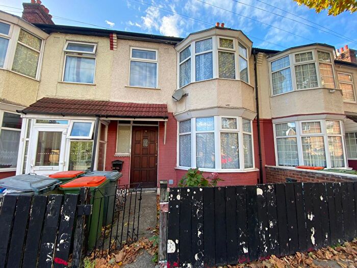 3 Bedroom Terraced House To Rent In Mariner Road, London, E12
