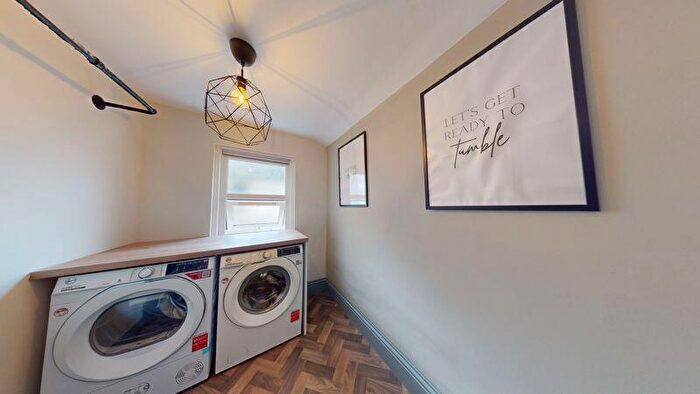 Studio To Rent In Ensuite Room With Kitchen, Richmond Terrace, Felling, Gateshead, NE10