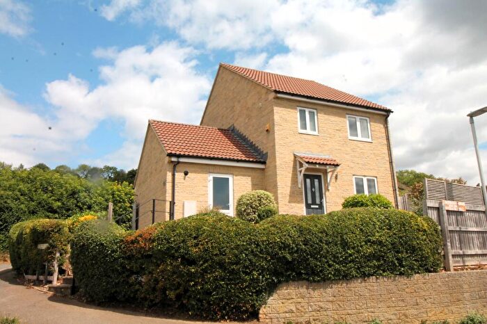 3 Bedroom Detached House For Sale In Folly Lane, Stroud, GL5
