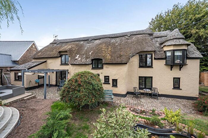 4 Bedroom Detached House For Sale In Templeton, Tiverton, EX16