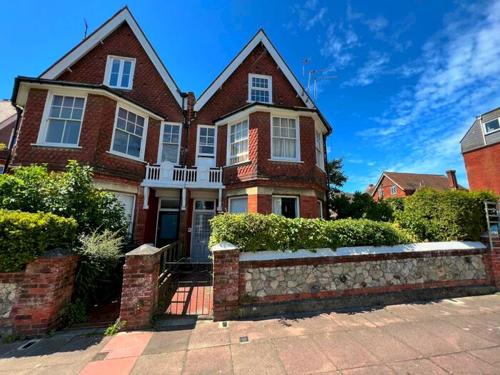 1 Bedroom Apartment To Rent In Eversfield Road, BN21