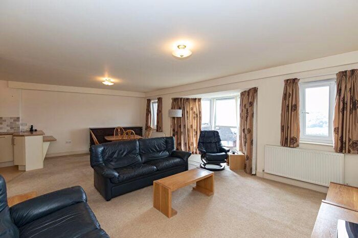 2 Bedroom Apartment For Sale In Markham Mount, Rochdale Road, Sowerby Bridge, HX2