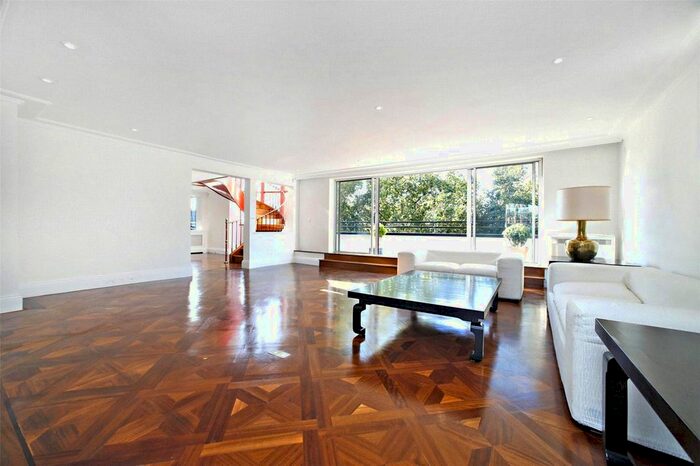 4 Bedroom Flat To Rent In Rutland Gate, Knightsbridge, London, SW7