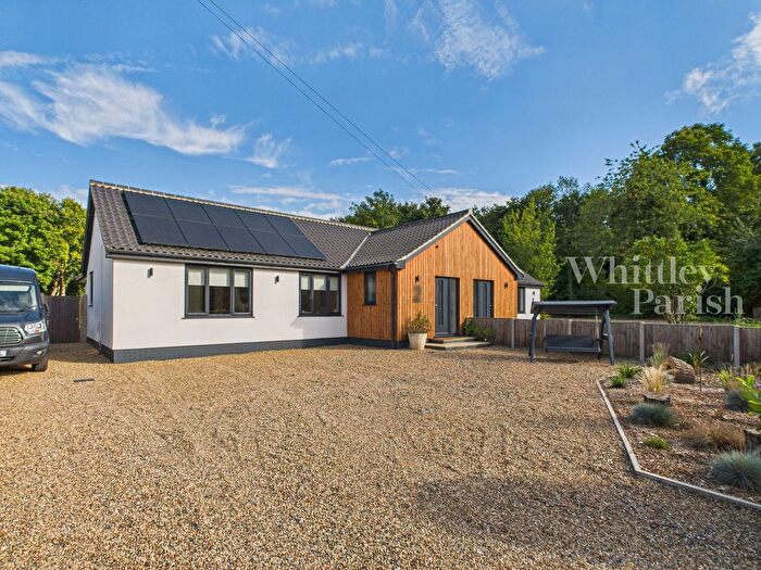 3 Bedroom Semi-Detached Bungalow For Sale In Chequers Lane, Saxlingham Nethergate, Norwich, NR15