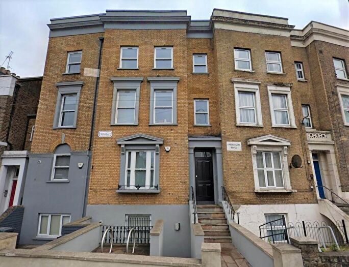 1 Bedroom Flat To Rent In Amersham Road, New Cross, London, SE14