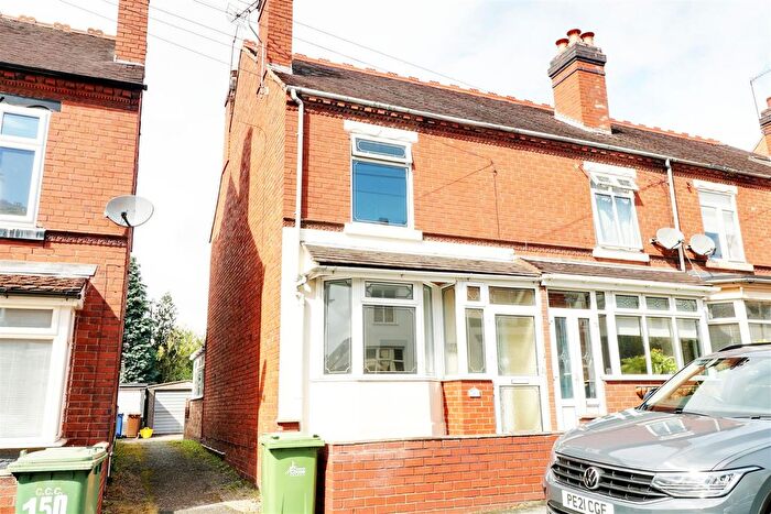3 Bedroom End Of Terrace House To Rent In Wolverhampton Road, Cannock, WS11