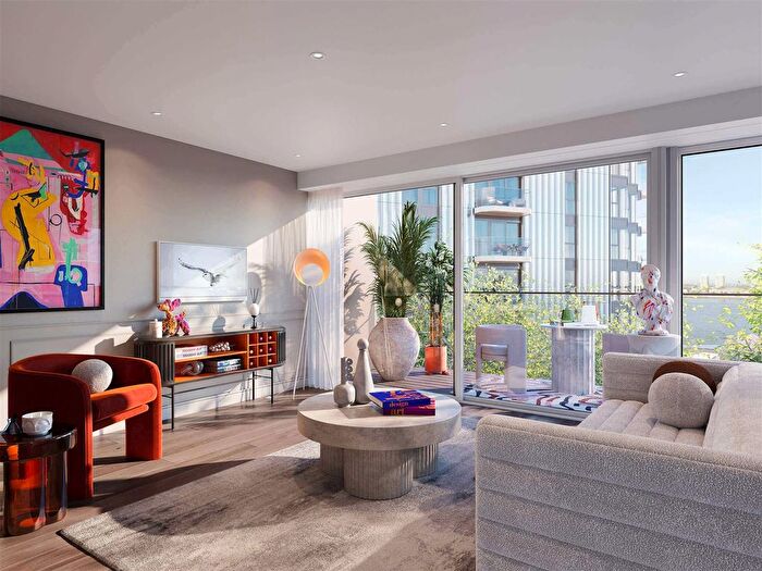 2 Bedroom Flat For Sale In Duke Of Wellington Ave, Imperial Building, London, SE18