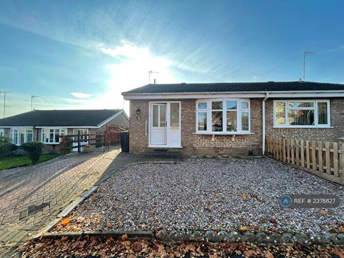 2 Bedroom Bungalow To Rent In Derwent Close, Rugby, CV21