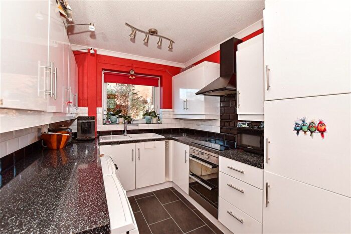3 Bedroom Terraced House For Sale In Maynards, Marden, Tonbridge, Kent, TN12
