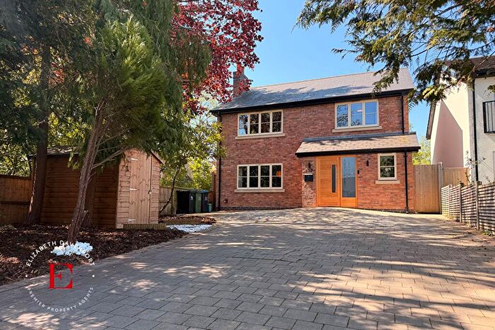 4 Bedroom Detached House For Sale In Windy Arbour, Kenilworth, CV8