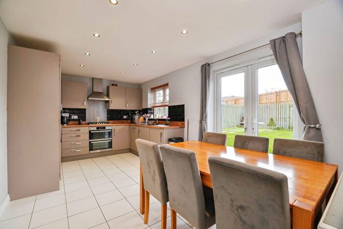 4 Bedroom Detached House For Sale In West Wood Drive, Middlesbrough, TS6