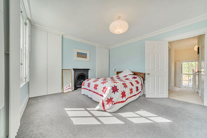 3 Bedroom Terraced House For Sale In Ashburnham Grove, Greenwich, SE10