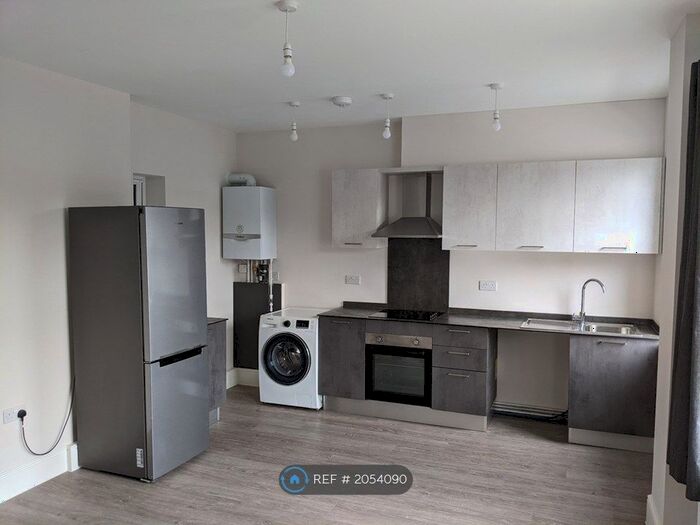 3 Bedroom Flat To Rent In Alexandra Park Road, Muswell Hill, N10