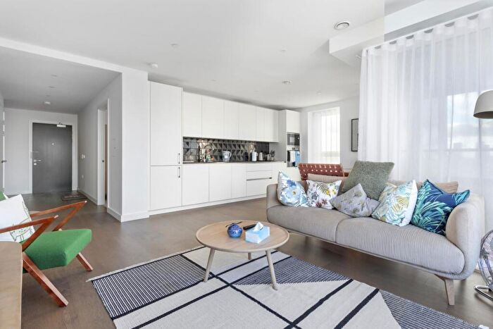 2 Bedroom Apartment For Sale In Hurlock Heights, Deacon Street, SE17