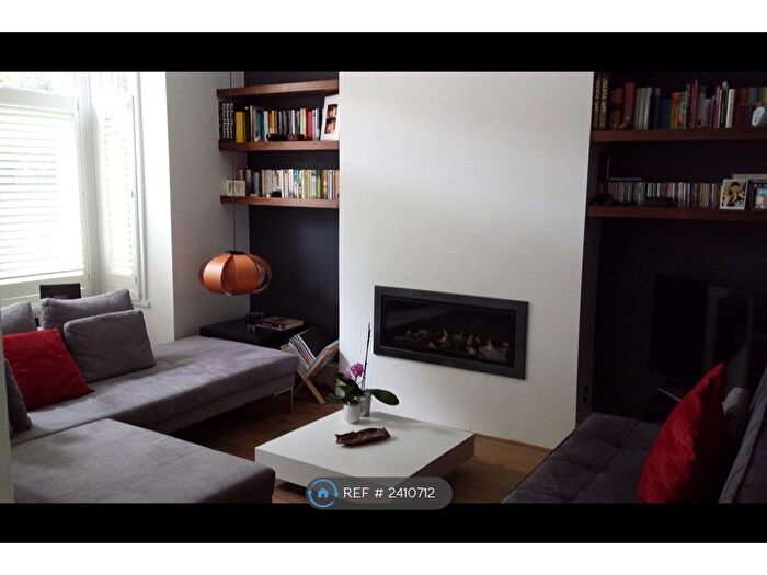 1 Bedroom Flat To Rent In South Ealing, London, W5