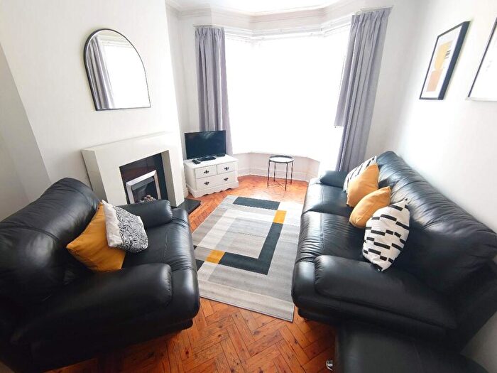 3 Bedroom Terraced House To Rent In Adelaide Rd, Kensington Fields, L7