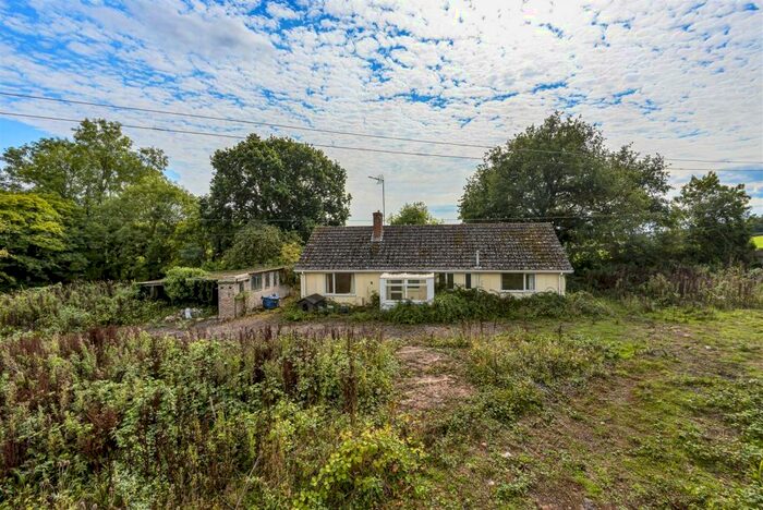 3 Bedroom Bungalow For Sale In Woodbury Salterton, Exeter, EX5