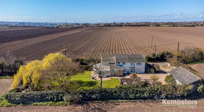 5 Bedroom Detached House For Sale In Blue Anchor Lane, West Tilbury, Tilbury, RM18