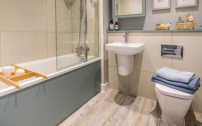 2 Bedroom Semi-Detached House For Sale In Ashby Road, Daventry, NN11