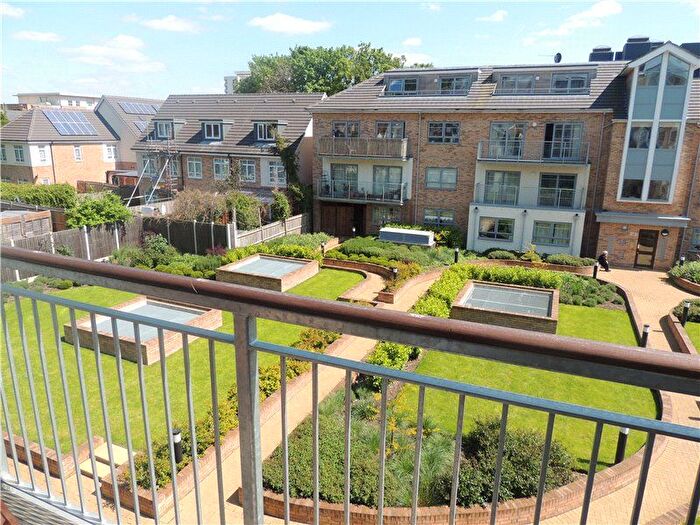 2 Bedroom Flat To Rent In Dunedin Court, Sydenham Road, Croydon, CR0