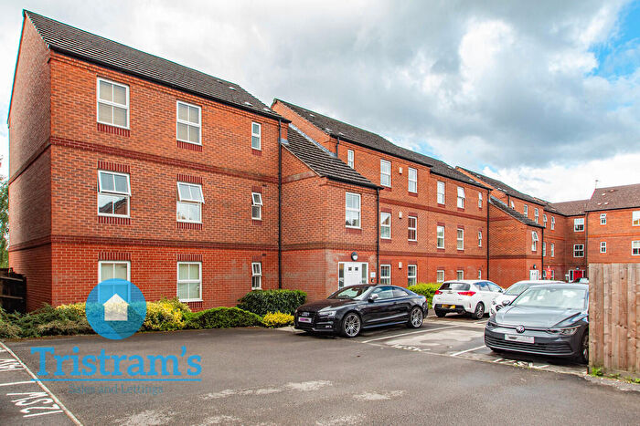2 Bedroom Flat To Rent In Slaters Way, Nottingham, NG5