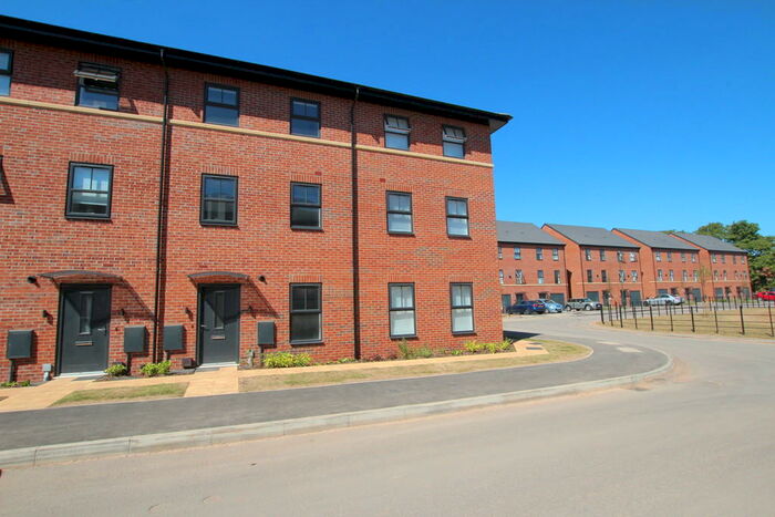 2 Bedroom Terraced House To Rent In Dallington Street, NG8