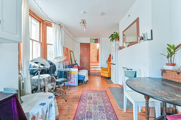 3 Bedroom Terraced House For Sale In Dunstans Road, East Dulwich, London, SE22