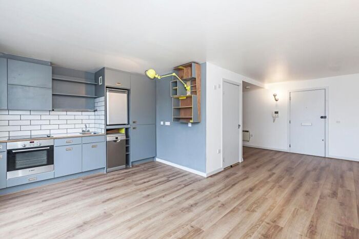 Apartment To Rent In Deals Gateway, Deptford, SE13