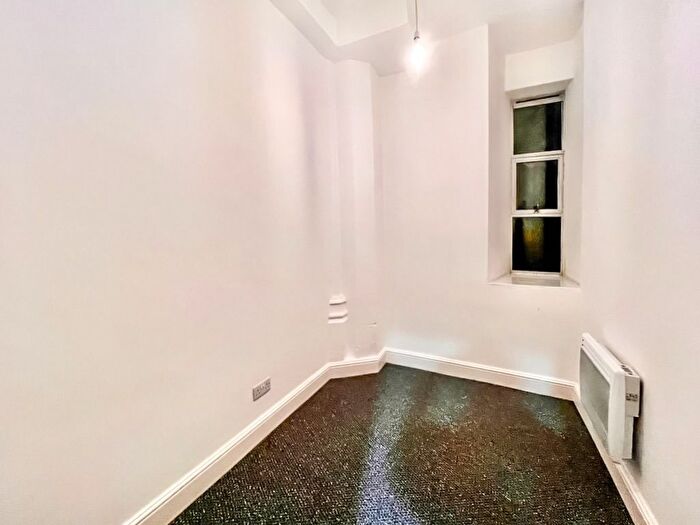2 Bedroom Flat To Rent In All Saints Church, Galley Hill Road, Swanscombe, Kent, DA10