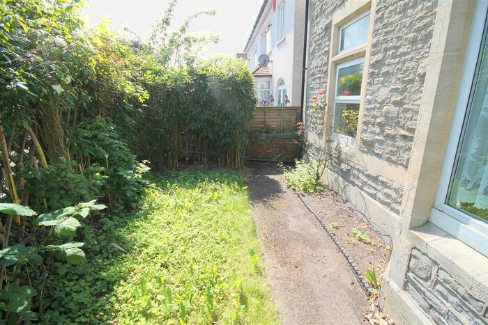 2 Bedroom Detached House To Rent In South Road, Kingswood, Bristol, BS15