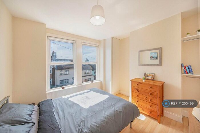 6 Bedroom Terraced House To Rent In Milner Road, Brighton, BN2