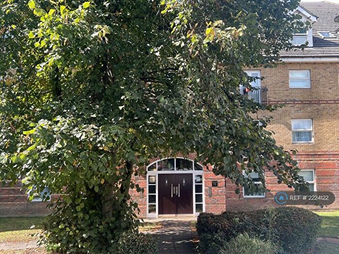 2 Bedroom Flat To Rent In Wilshaw Close, London, NW4