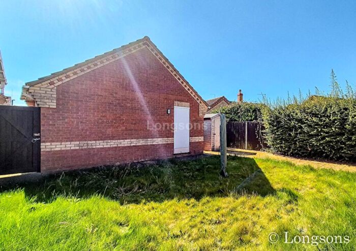 2 Bedroom Detached Bungalow For Sale In Kingsfisher Way, Watton, IP25