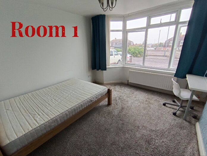 3 Bedroom Semi-Detached House To Rent In Station Road, Bristol, BS34