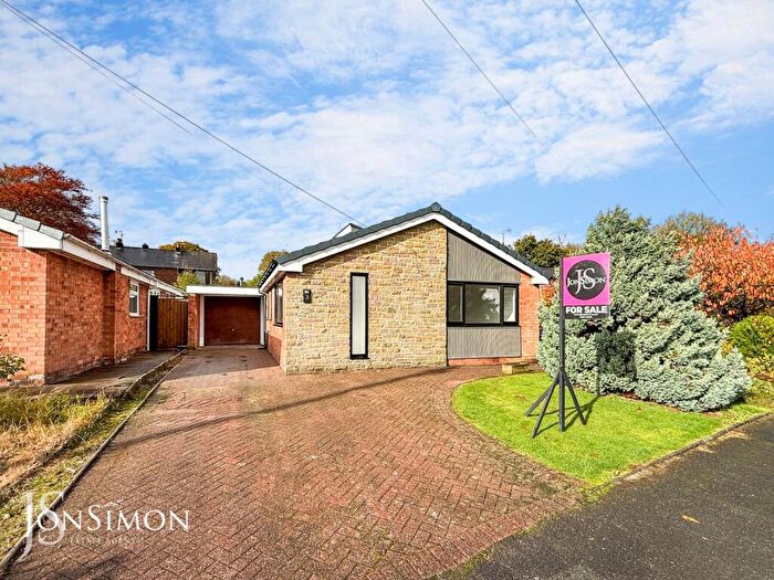 3 Bedroom Detached Bungalow For Sale In Treetops Avenue, Ramsbottom, Bury, BL0